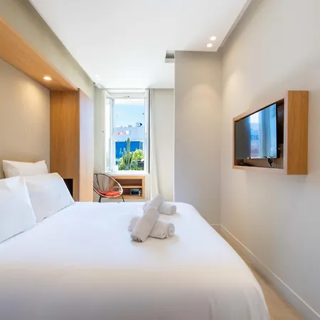 2-br Facing Palais Des Congres Centre דירה *